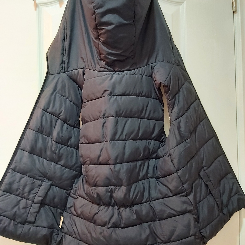 Hollister Sherpa Lined Quilted Puffer Vest. Size: XS, Color: Blue - Picture 7 of 8